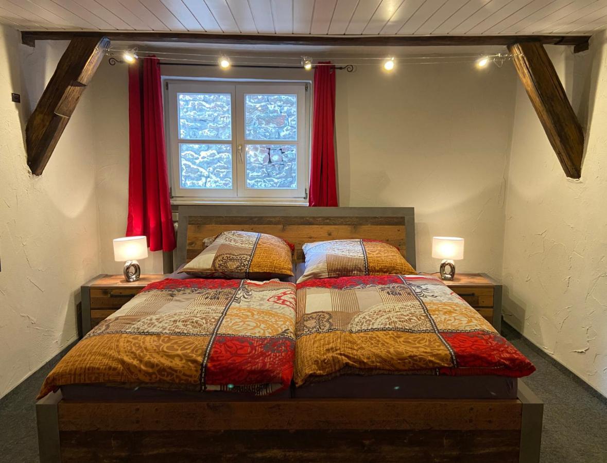 Appartement Schlossberg, Gasthaus Hirsch 希尔施霍恩 外观 照片