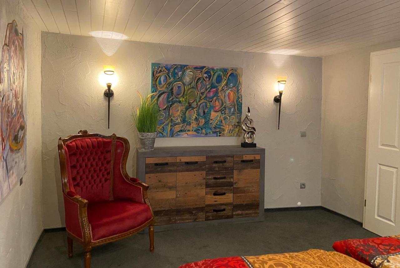 Appartement Schlossberg, Gasthaus Hirsch 希尔施霍恩 外观 照片