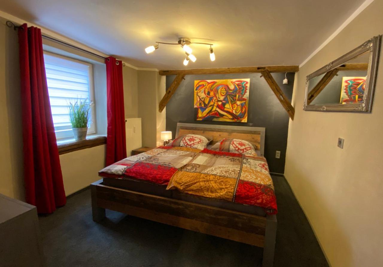 Appartement Schlossberg, Gasthaus Hirsch 希尔施霍恩 外观 照片